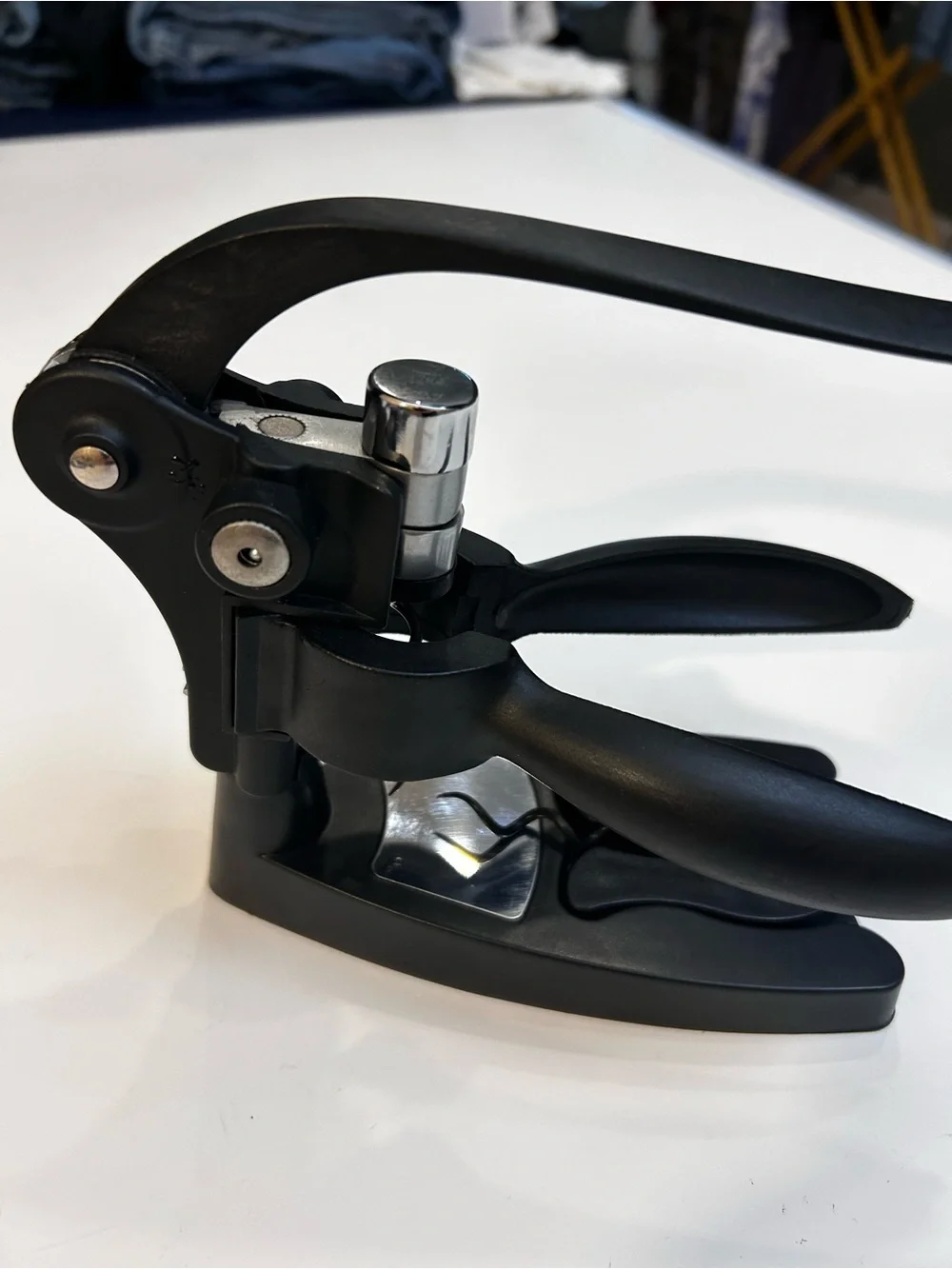 Black Lever-Style Wine Bottle Opener with Foil Cutter